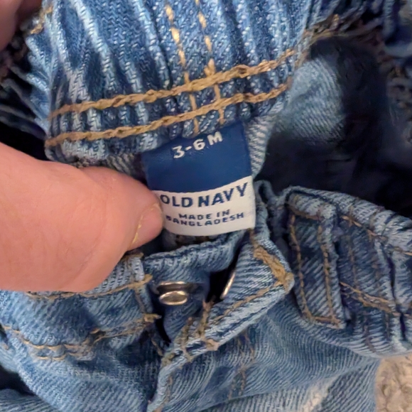 3 For $12 Old Navy Light Blue Kids Jeans - Picture 5 of 6